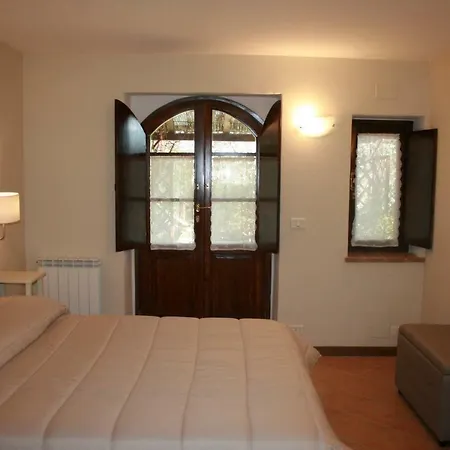 Colleparadiso Lantgård Assisi